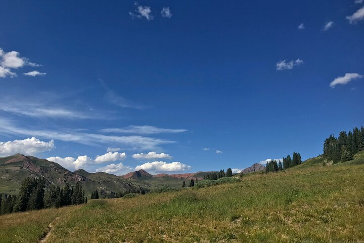 Private Eagle County Regional / Vail Airport Transfer to Aspen - Photo 1 of 8